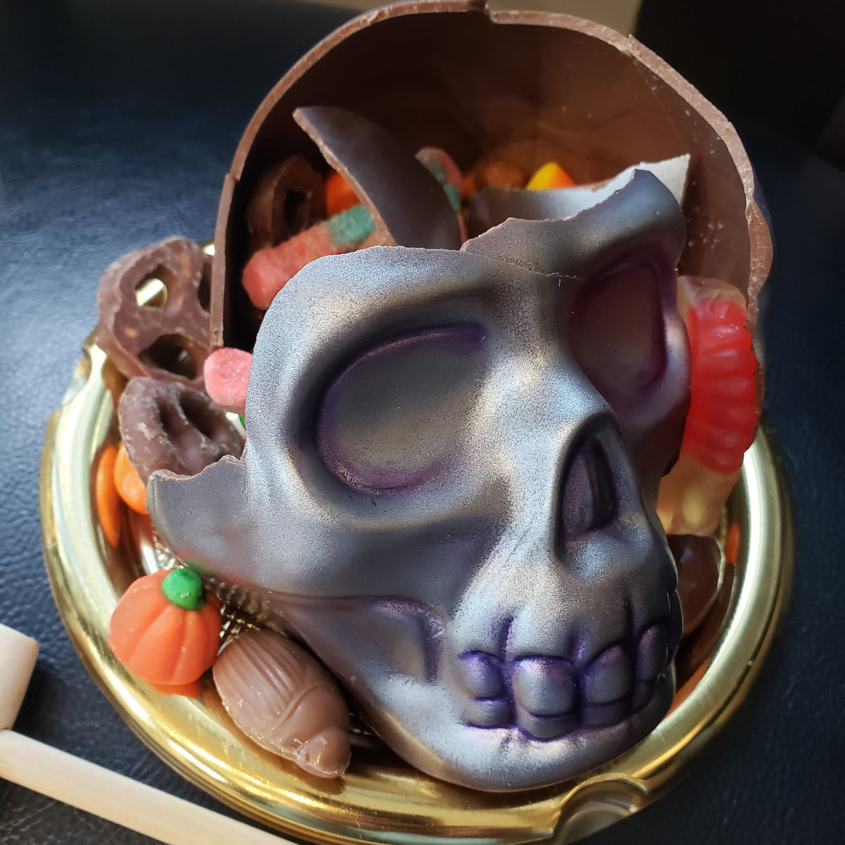 Breakable skull