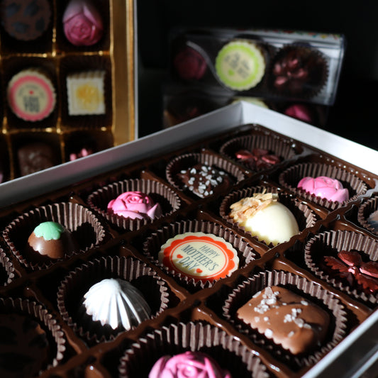 Dark Chocolate Signature Box