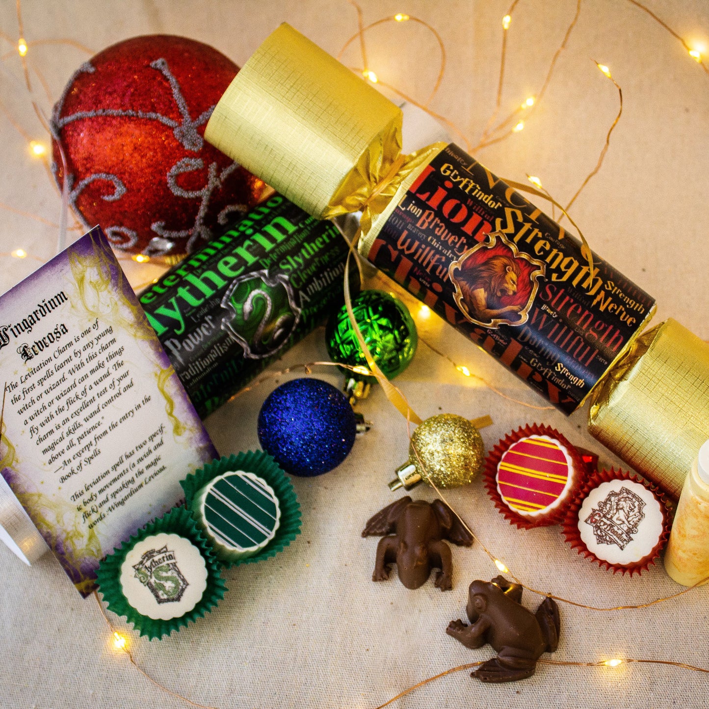 Harry Potter Hogwarts Love Christmas Crackers