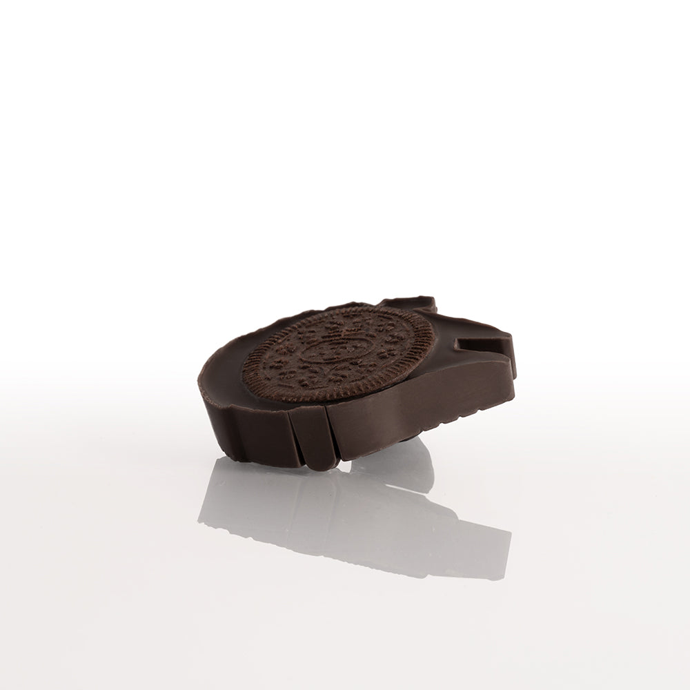Millennium Falcon chocolate cookie thin